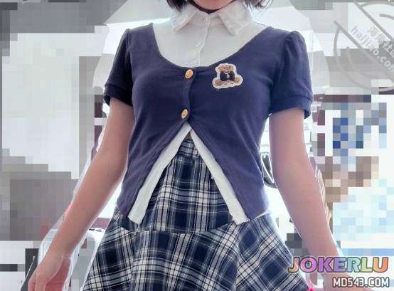  调教女儿无毛嫩穴指奸加扇耳光